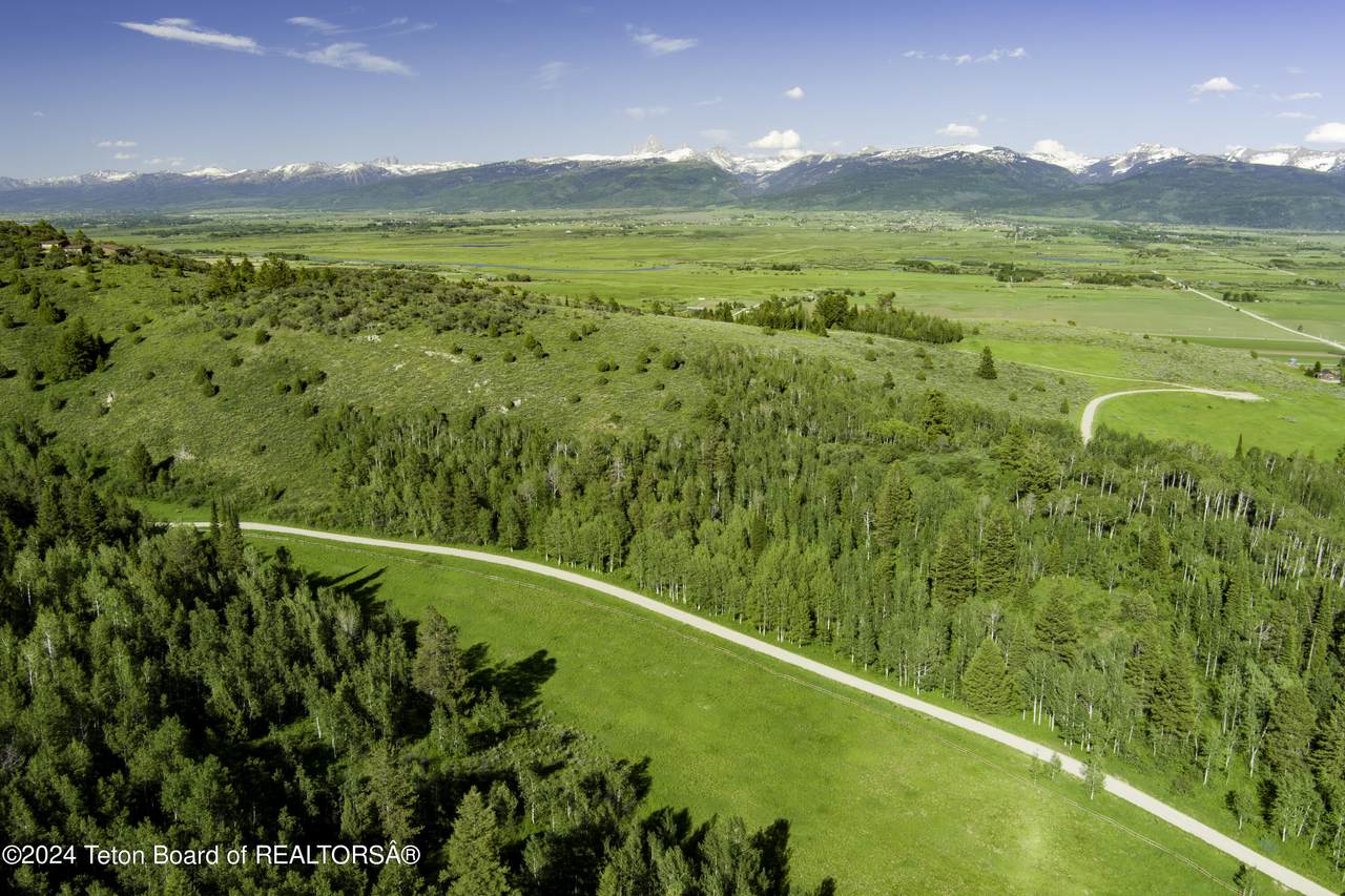 https://bt-photos.global.ssl.fastly.net/teton/1280_boomver_1_24-1910-2.jpg