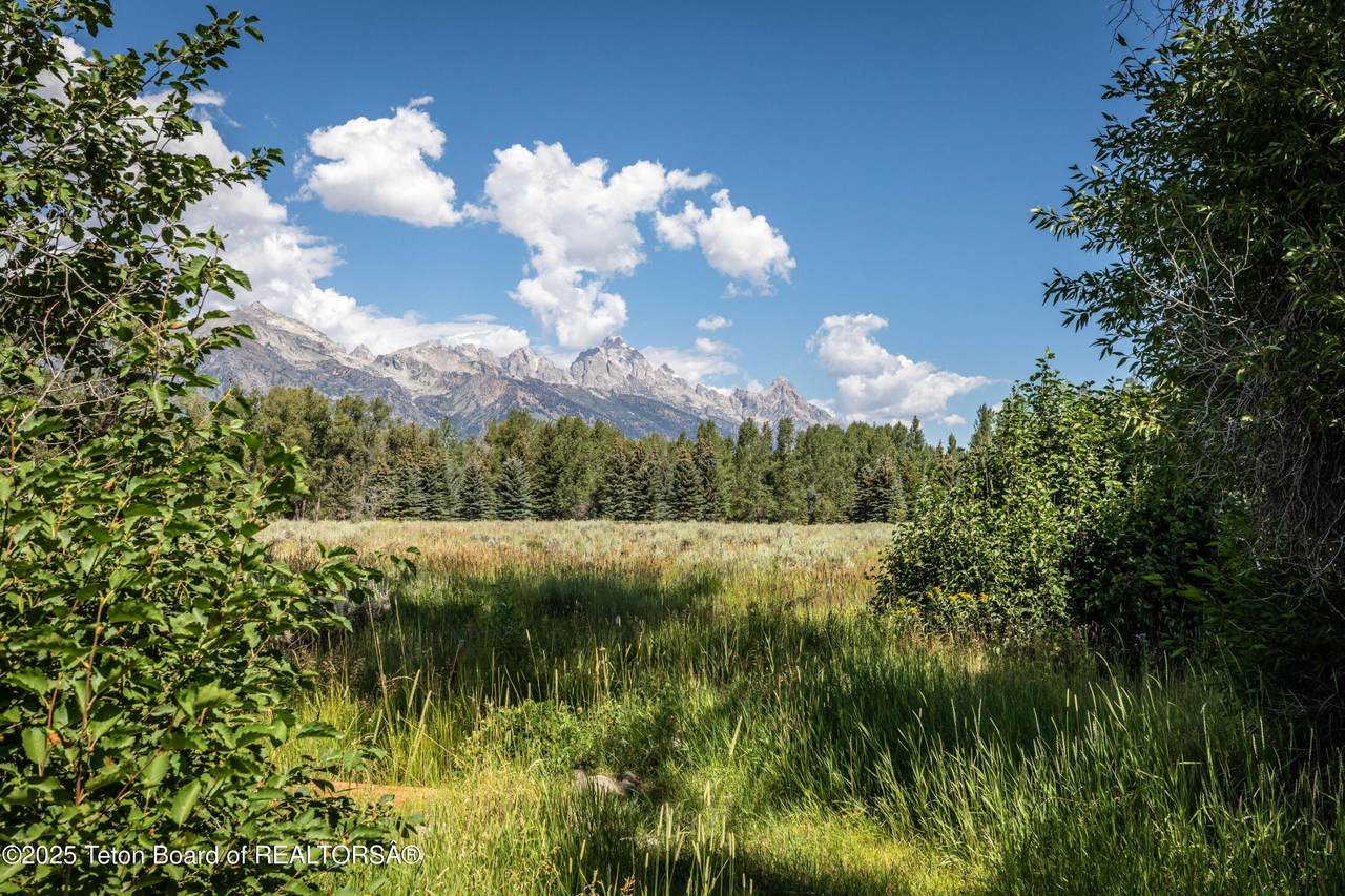 https://bt-photos.global.ssl.fastly.net/teton/1280_boomver_1_25-10-2.jpg