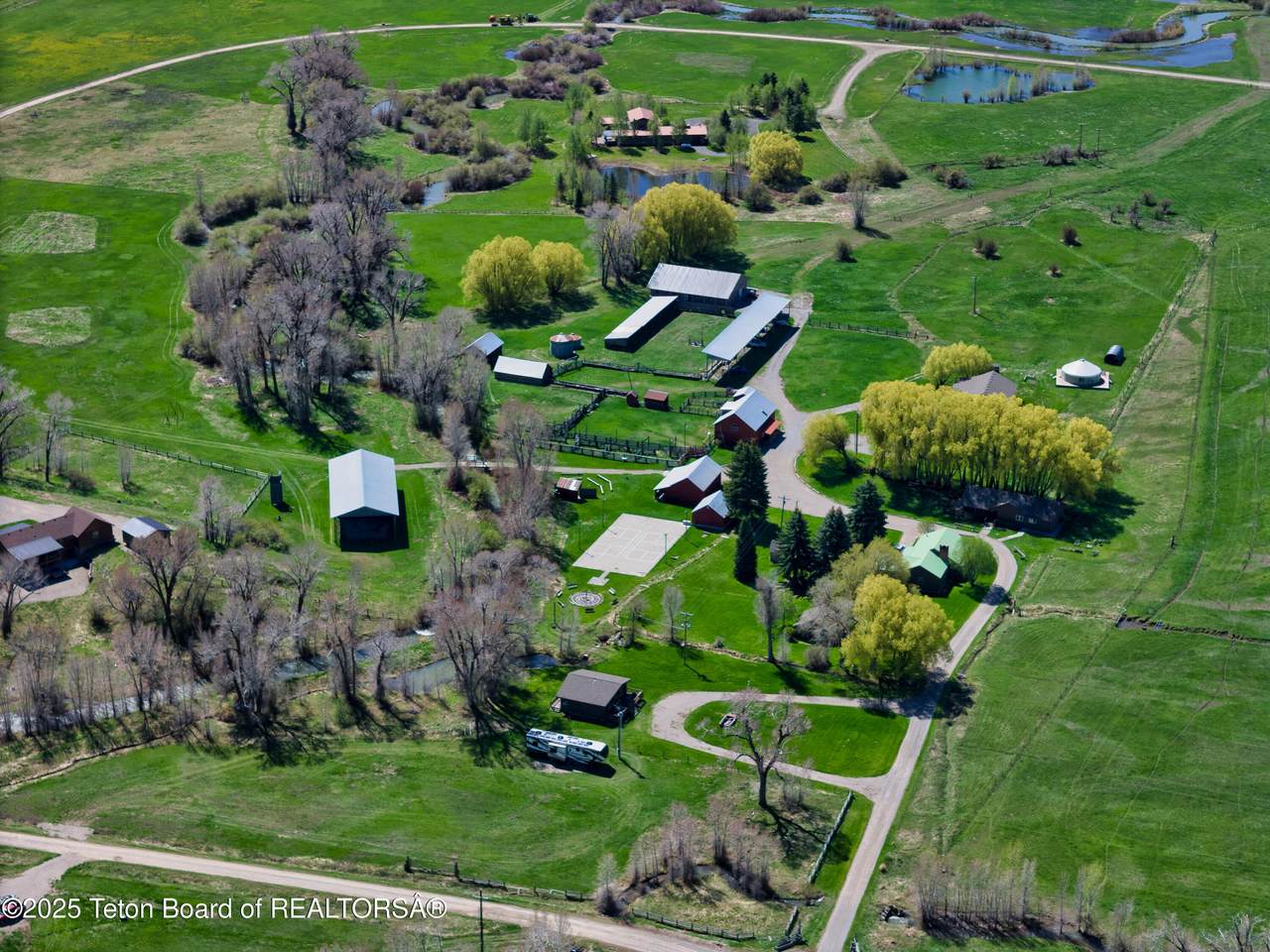 https://bt-photos.global.ssl.fastly.net/teton/1280_boomver_1_25-1029-2.jpg