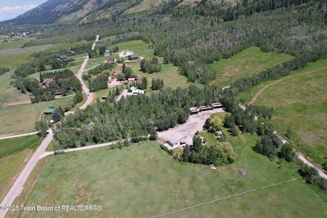 https://bt-photos.global.ssl.fastly.net/teton/1280_boomver_1_25-1067-2.jpg