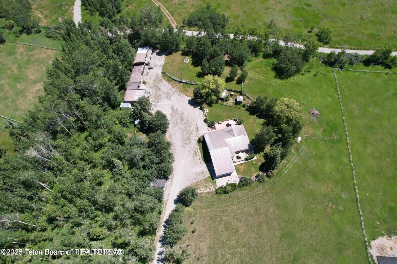 https://bt-photos.global.ssl.fastly.net/teton/1280_boomver_1_25-1067-2.jpg
