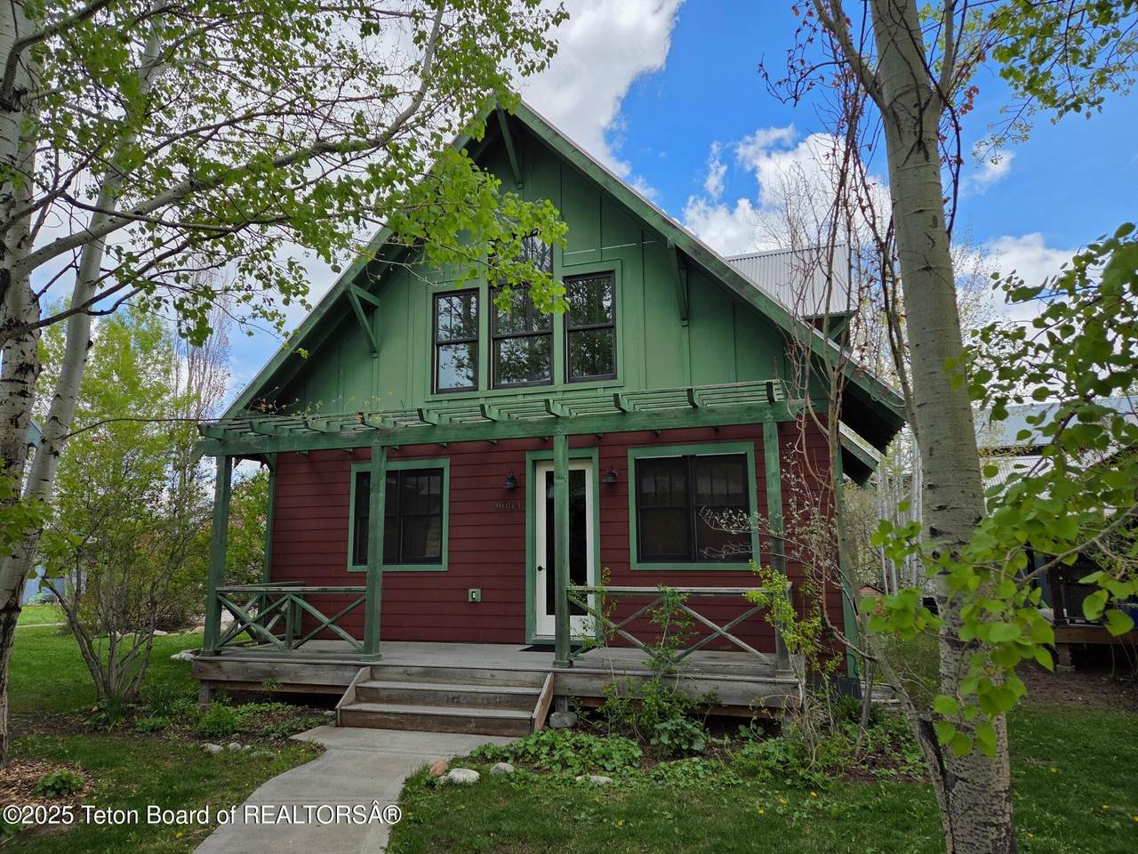 9064 Village Way - Photo 1