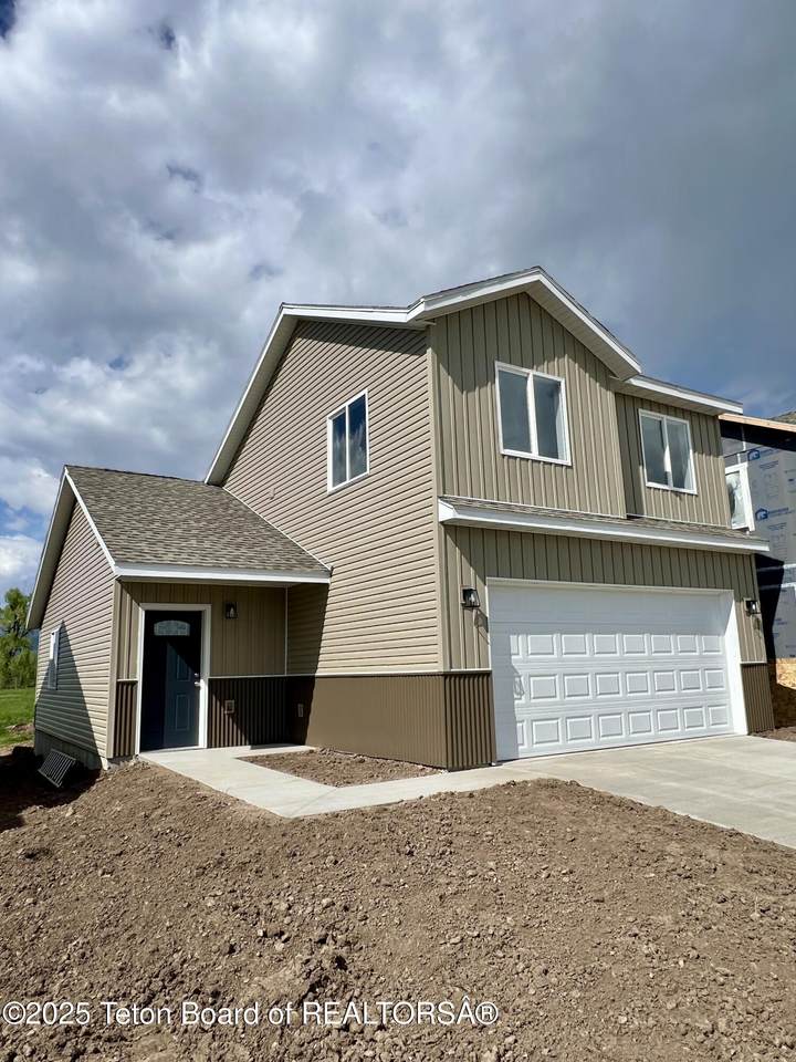 104 Country Creek Lane - Photo 1