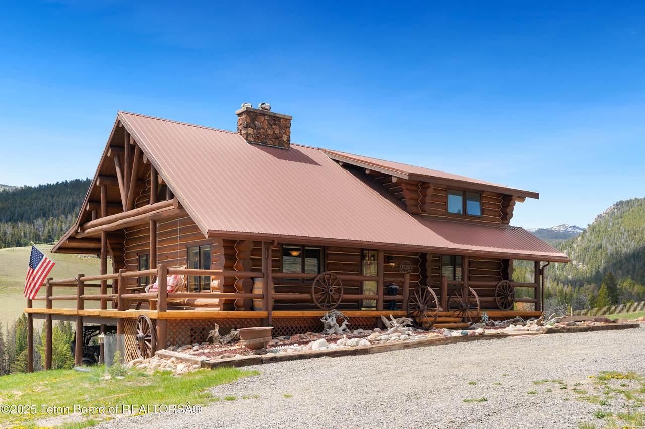 https://bt-photos.global.ssl.fastly.net/teton/1280_boomver_1_25-1360-2.jpg