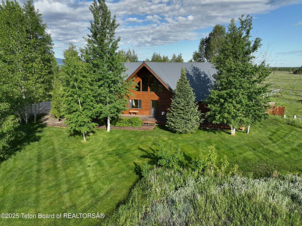https://bt-photos.global.ssl.fastly.net/teton/1280_boomver_1_25-1418-2.jpg