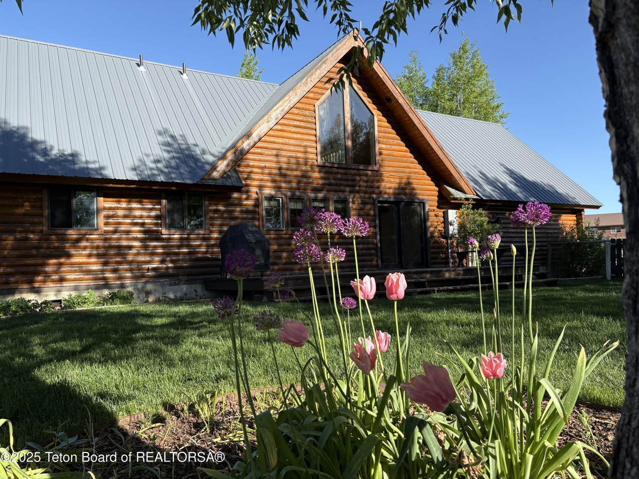 https://bt-photos.global.ssl.fastly.net/teton/1280_boomver_1_25-1418-2.jpg