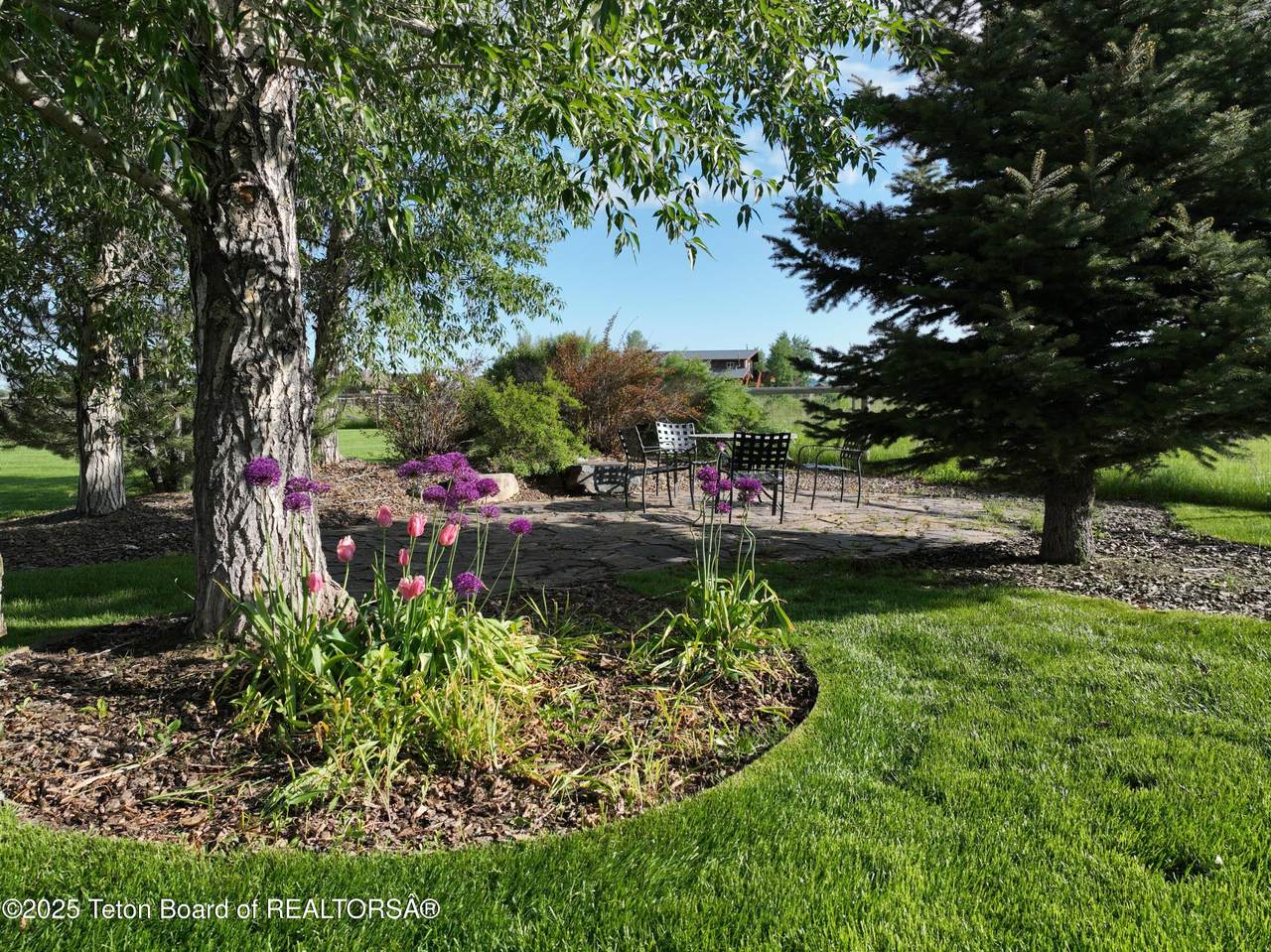 https://bt-photos.global.ssl.fastly.net/teton/1280_boomver_1_25-1418-2.jpg