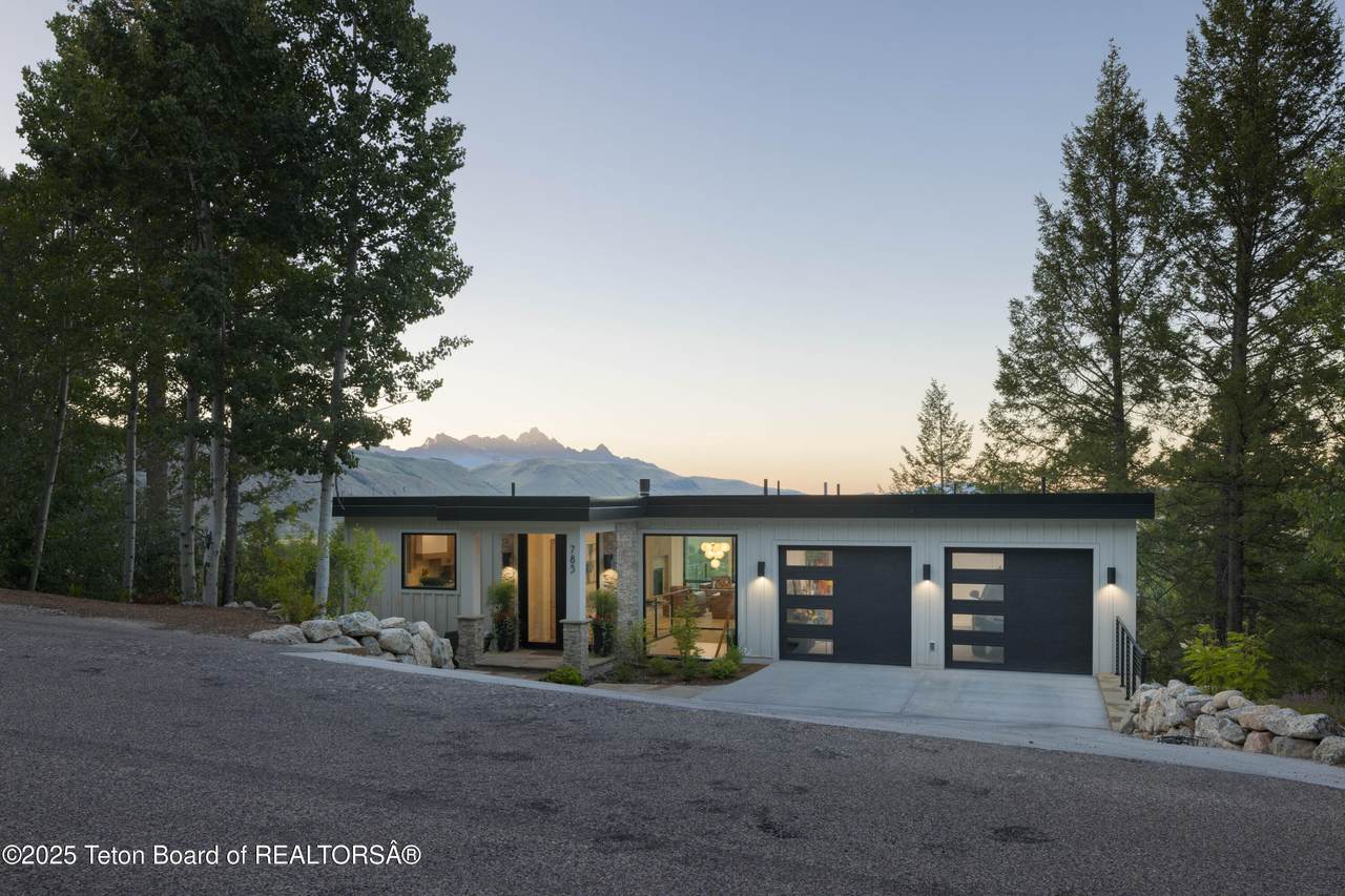 785 Snow King Drive - Photo 1