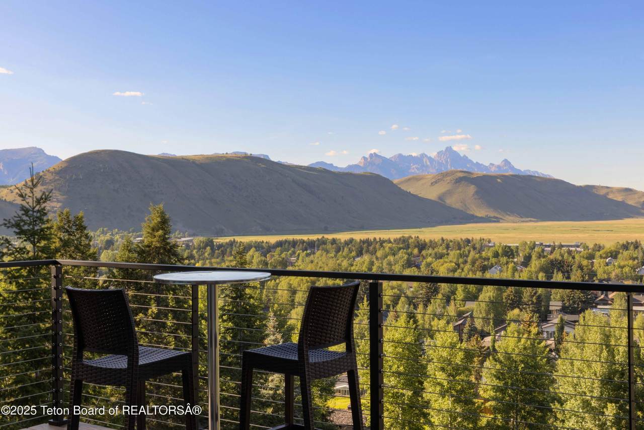https://bt-photos.global.ssl.fastly.net/teton/1280_boomver_1_25-1428-2.jpg