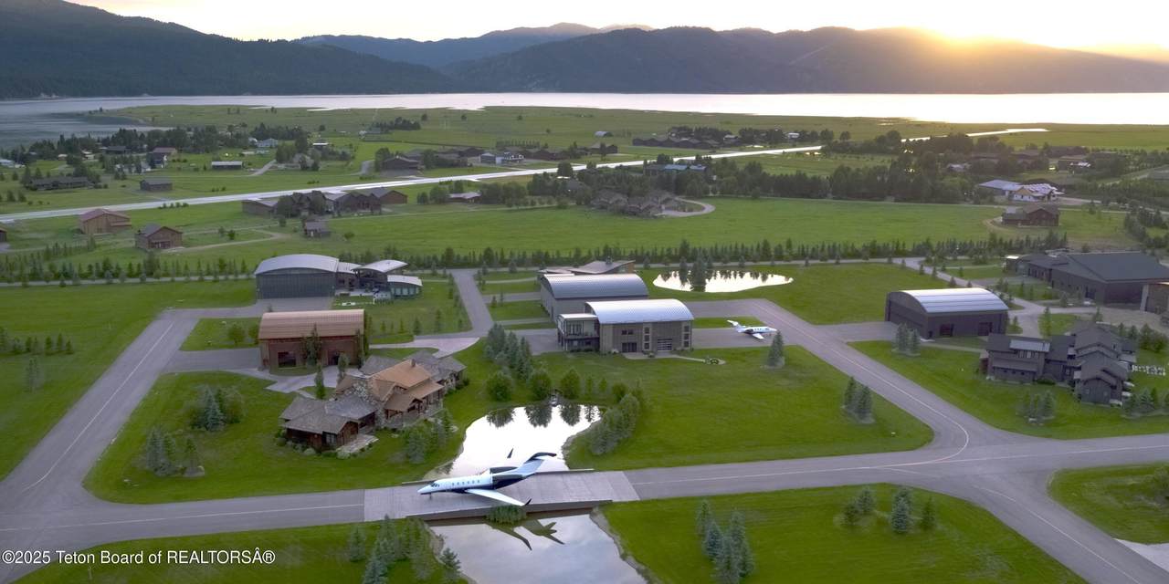 https://bt-photos.global.ssl.fastly.net/teton/1280_boomver_1_25-1437-2.jpg