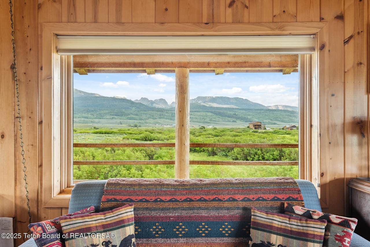 https://bt-photos.global.ssl.fastly.net/teton/1280_boomver_1_25-1664-2.jpg