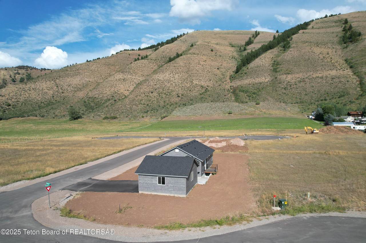 https://bt-photos.global.ssl.fastly.net/teton/1280_boomver_1_25-1707-2.jpg