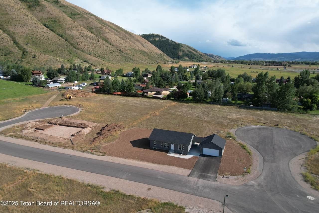 https://bt-photos.global.ssl.fastly.net/teton/1280_boomver_1_25-1707-2.jpg