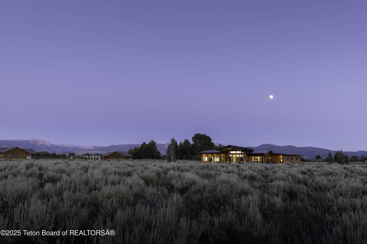 https://bt-photos.global.ssl.fastly.net/teton/1280_boomver_1_25-1801-2.jpg