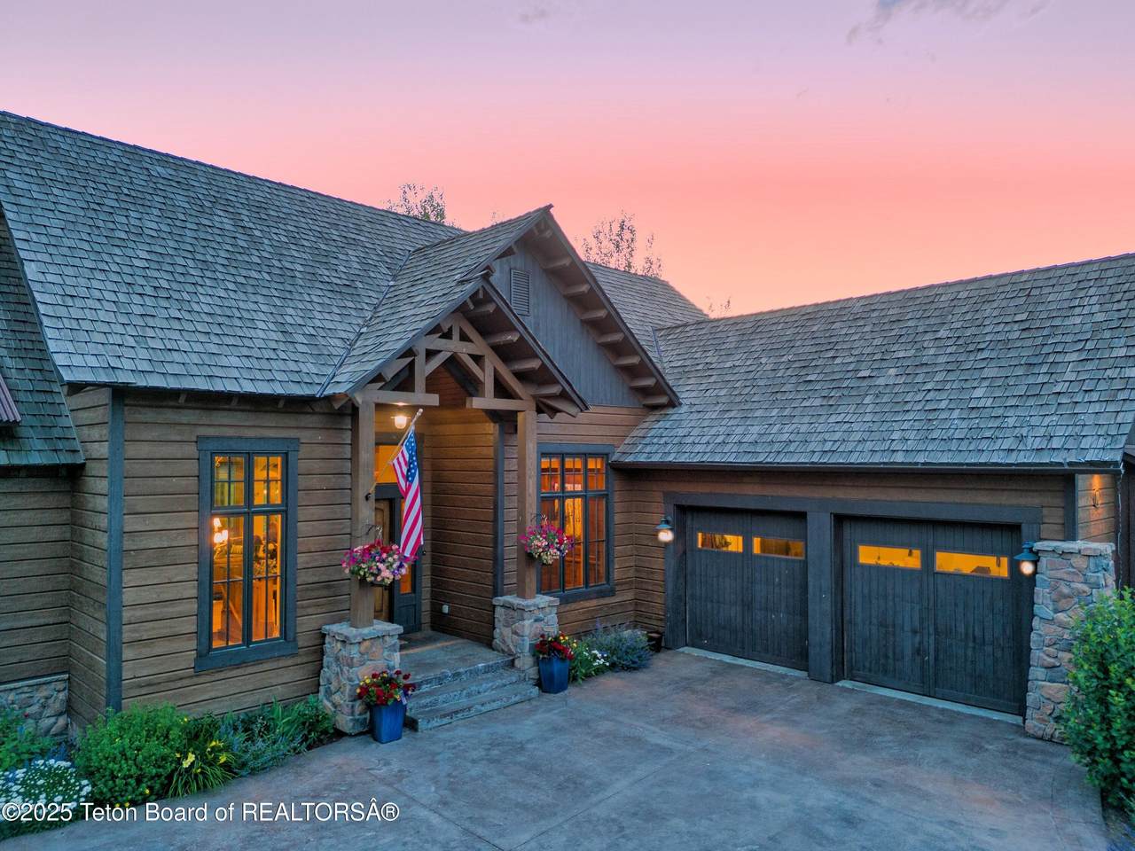 https://bt-photos.global.ssl.fastly.net/teton/1280_boomver_1_25-1845-2.jpg