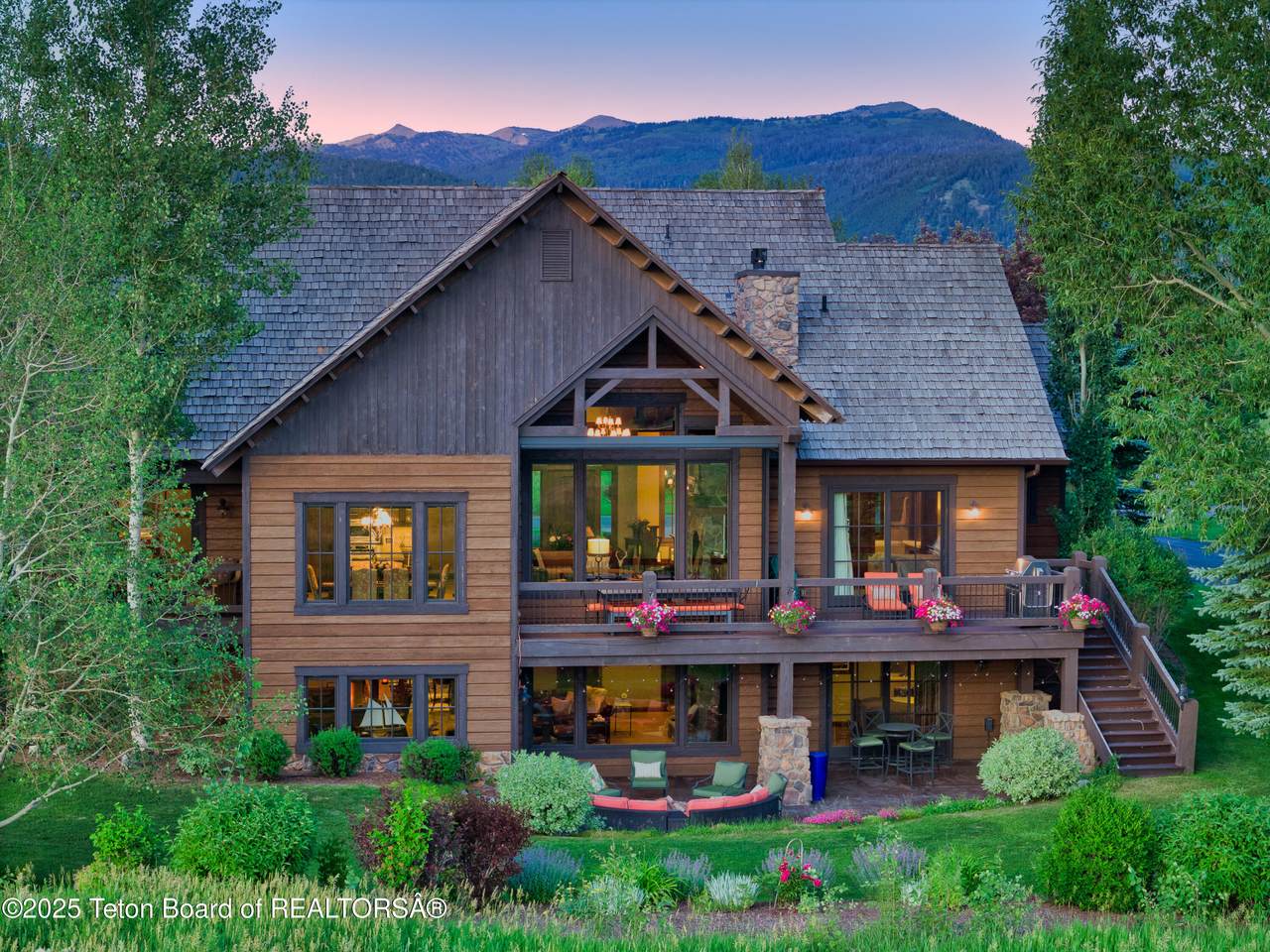 https://bt-photos.global.ssl.fastly.net/teton/1280_boomver_1_25-1845-2.jpg