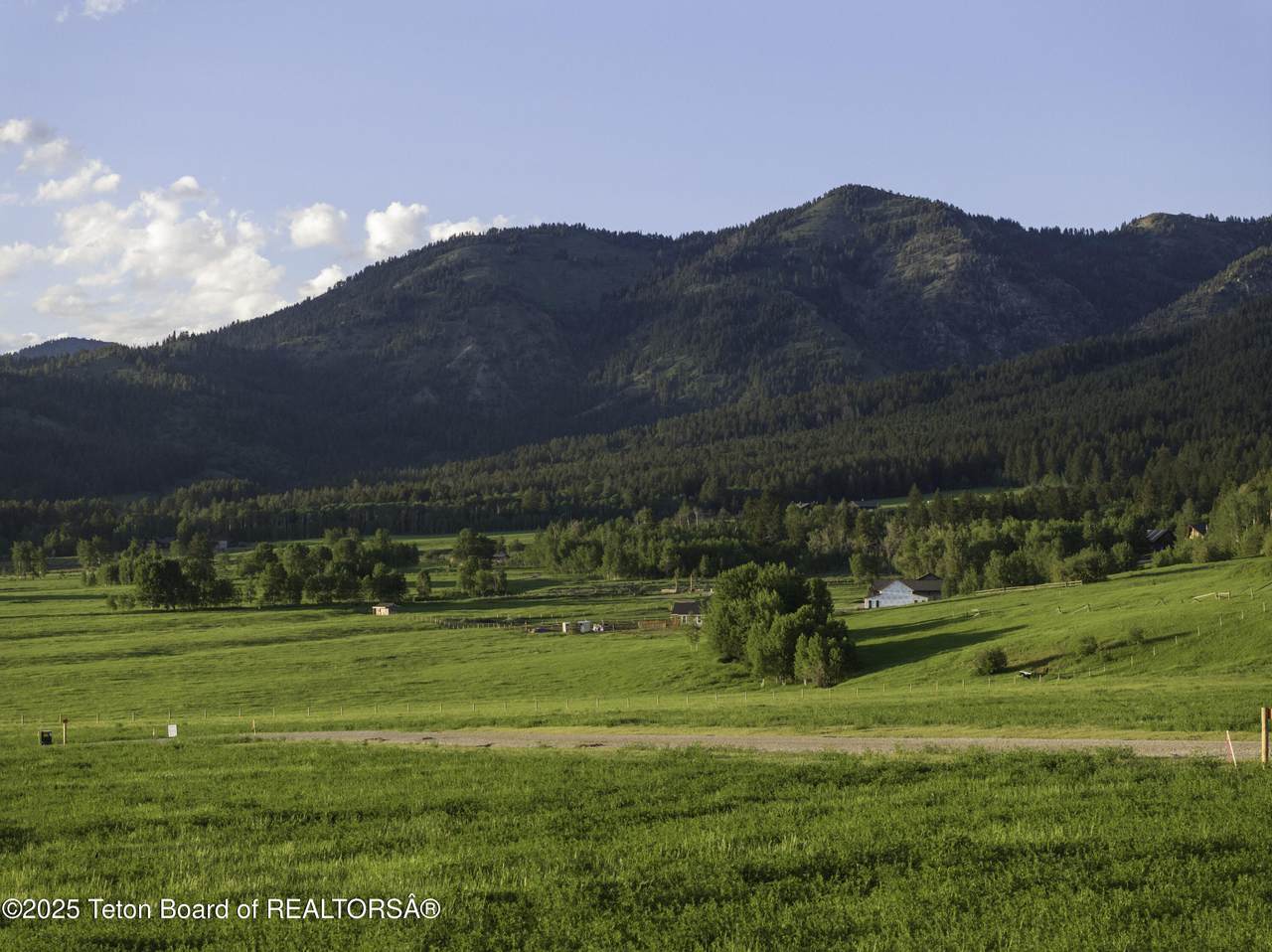 https://bt-photos.global.ssl.fastly.net/teton/1280_boomver_1_25-1872-2.jpg