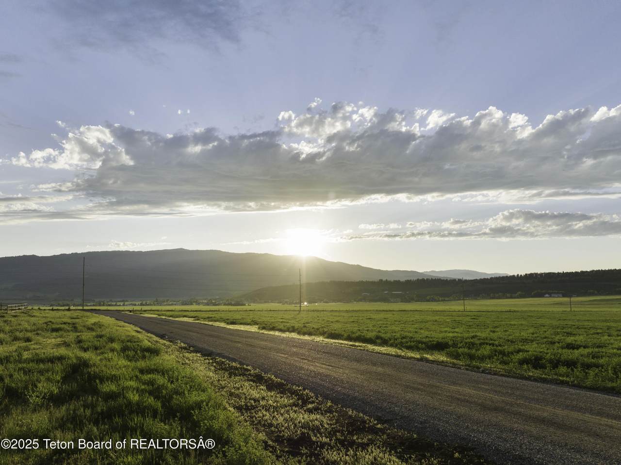https://bt-photos.global.ssl.fastly.net/teton/1280_boomver_1_25-1872-2.jpg