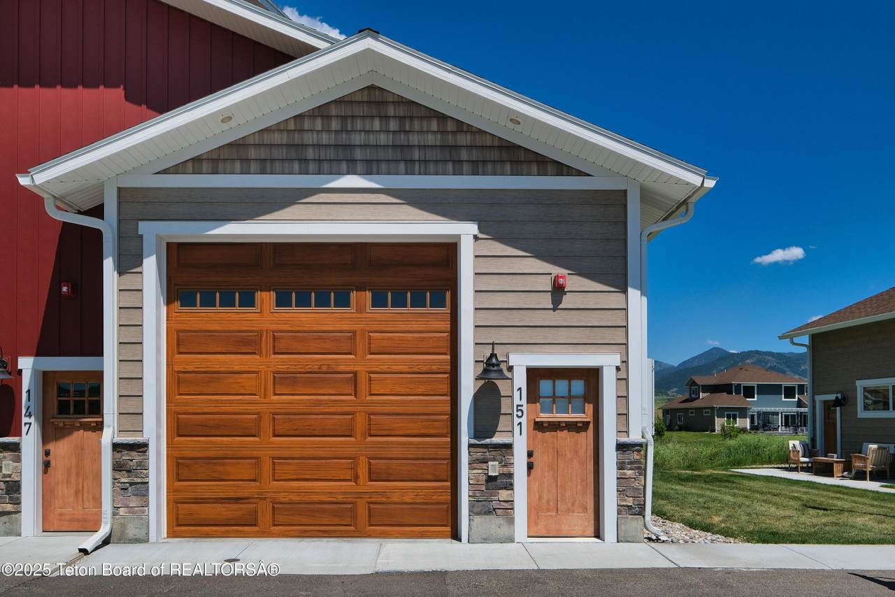 151 Stonefly Lane - Photo 1