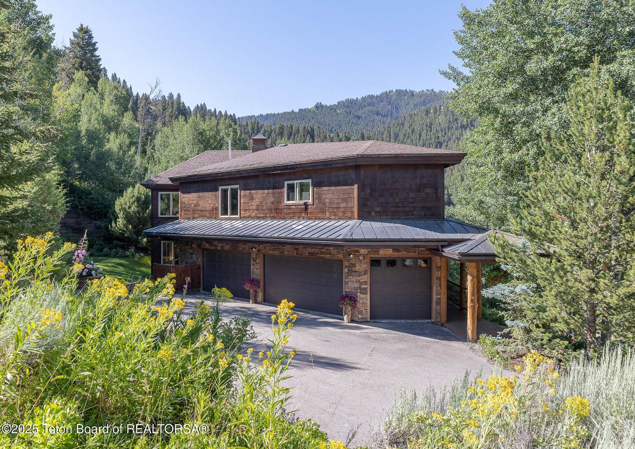 https://bt-photos.global.ssl.fastly.net/teton/1280_boomver_1_25-1909-2.jpg