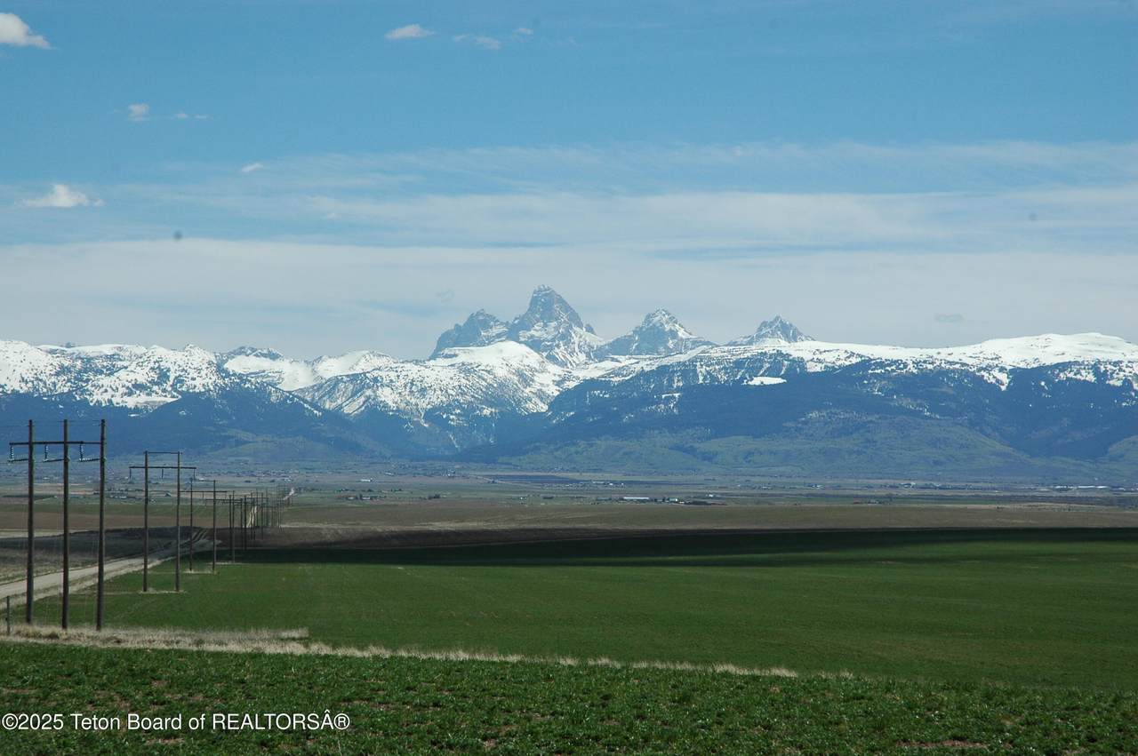 https://bt-photos.global.ssl.fastly.net/teton/orig_boomver_1_25-1912-2.jpg