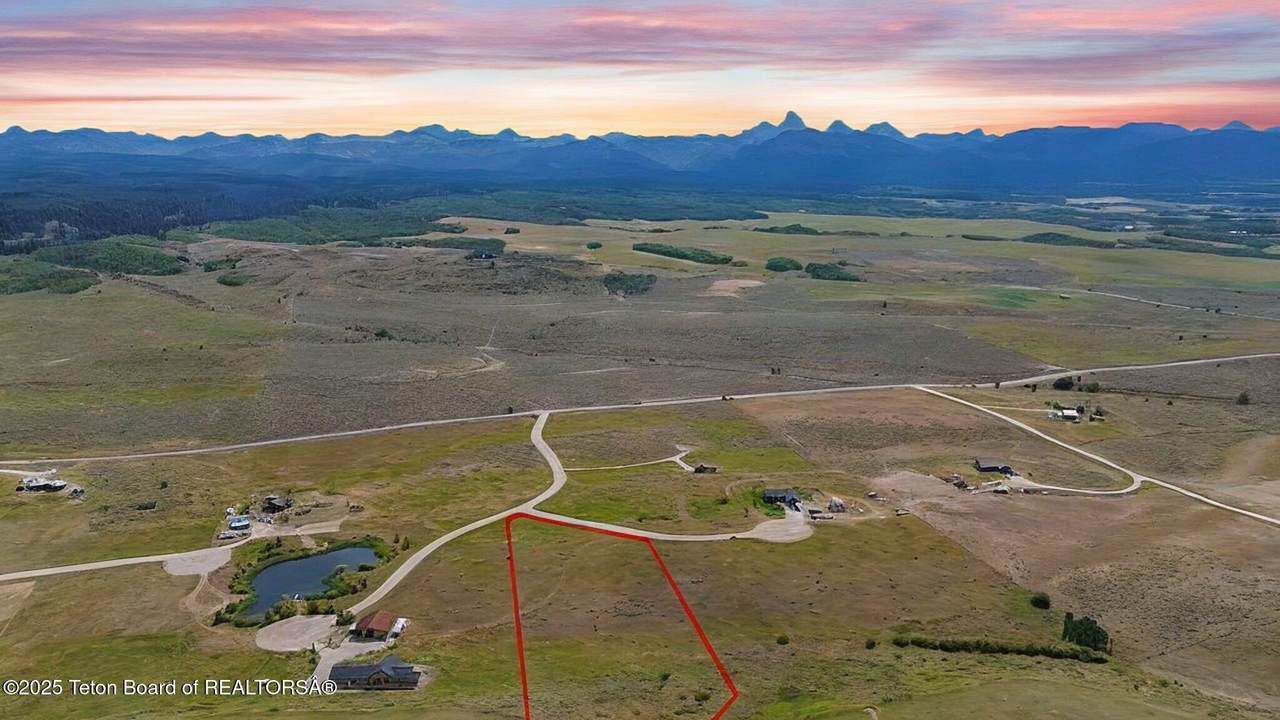 9370 Luster Court - Photo 1