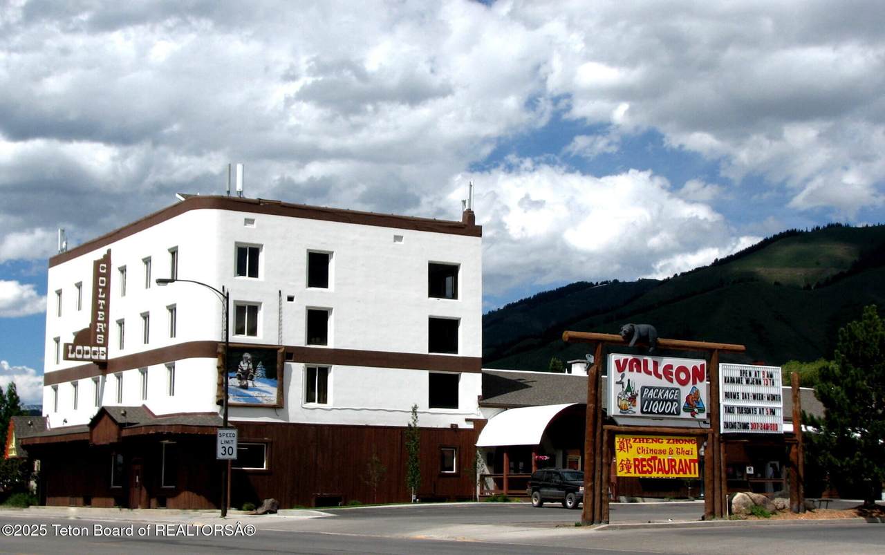 355 Washington Street - Photo 1