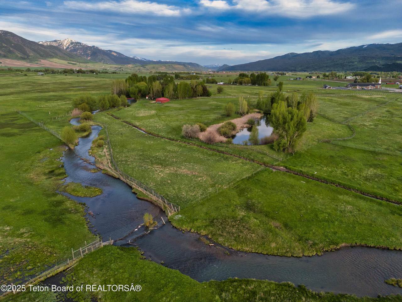 https://bt-photos.global.ssl.fastly.net/teton/1280_boomver_1_25-2434-2.jpg
