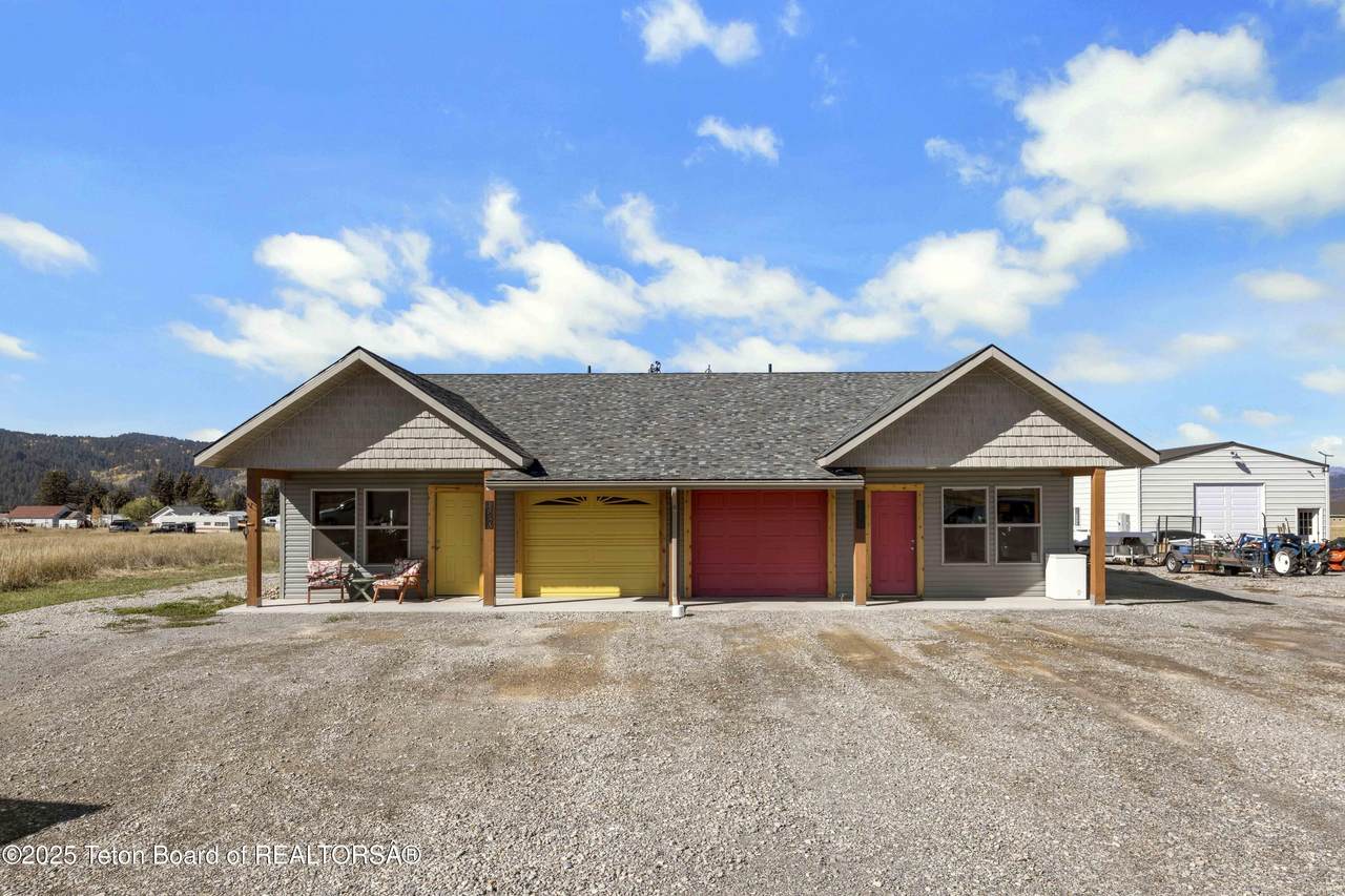 185 Franklin Avenue - Photo 1