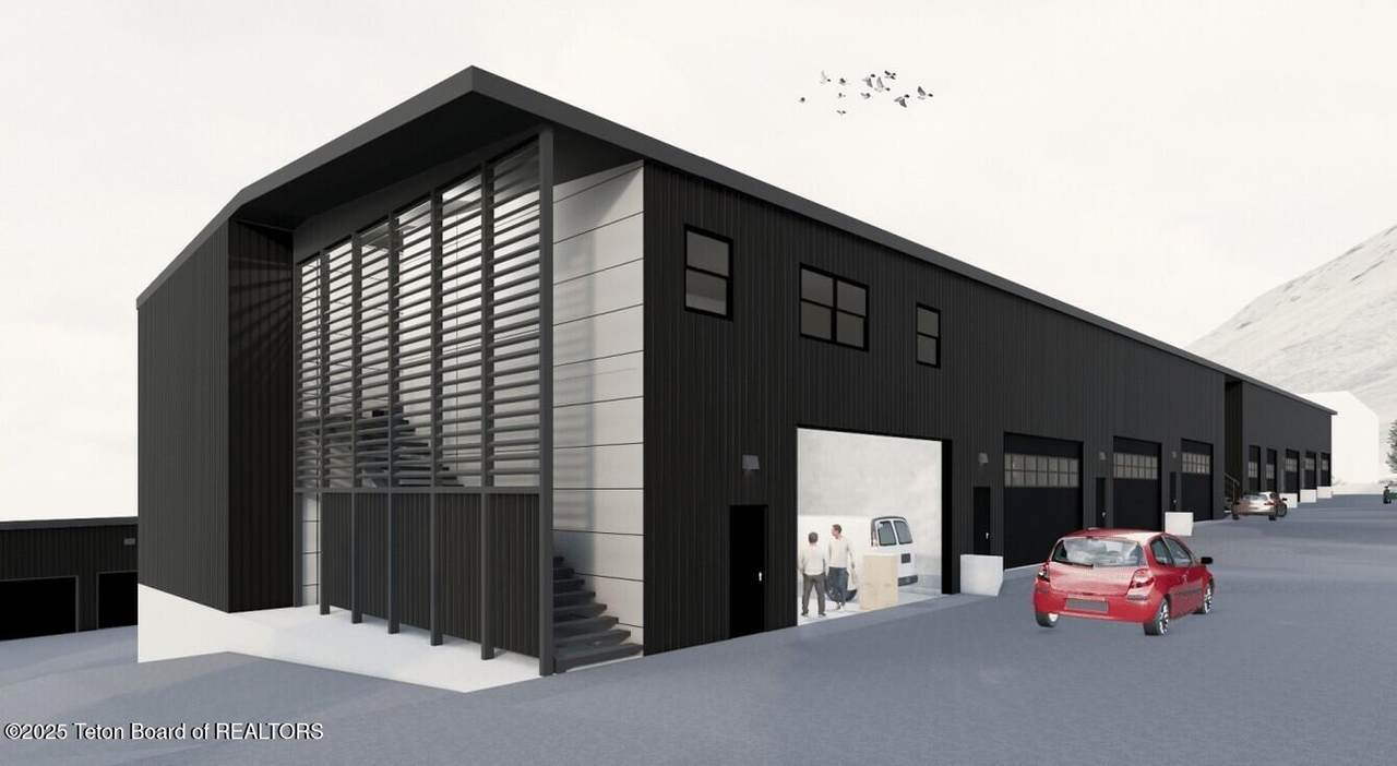 605 Deer Drive - Photo 1