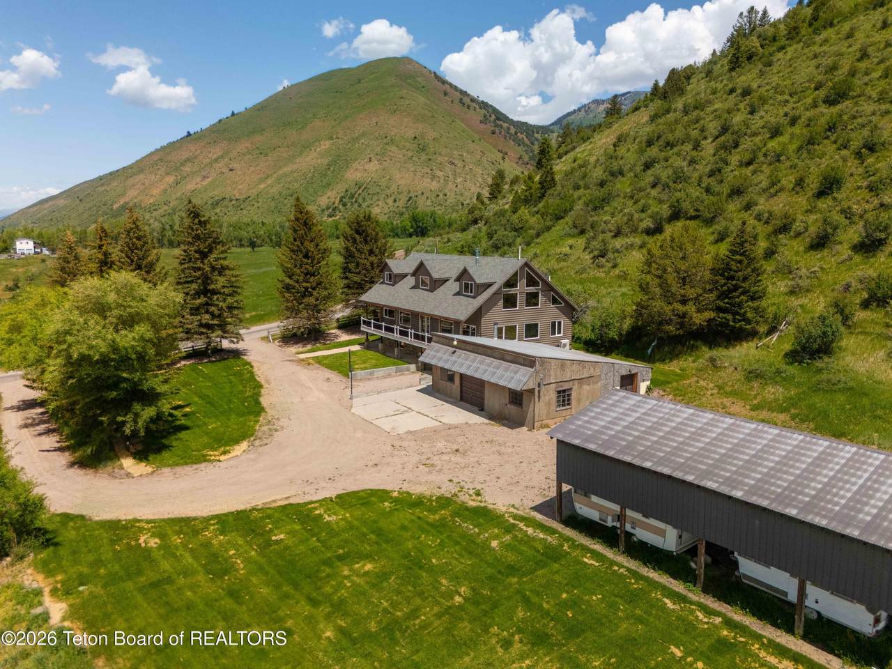 2840 East Dry Creek - Photo 1