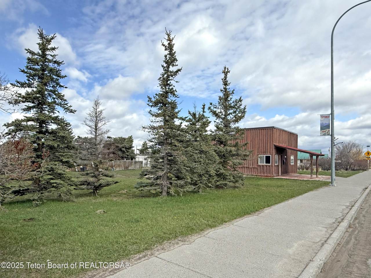 6334 Main Street - Photo 1