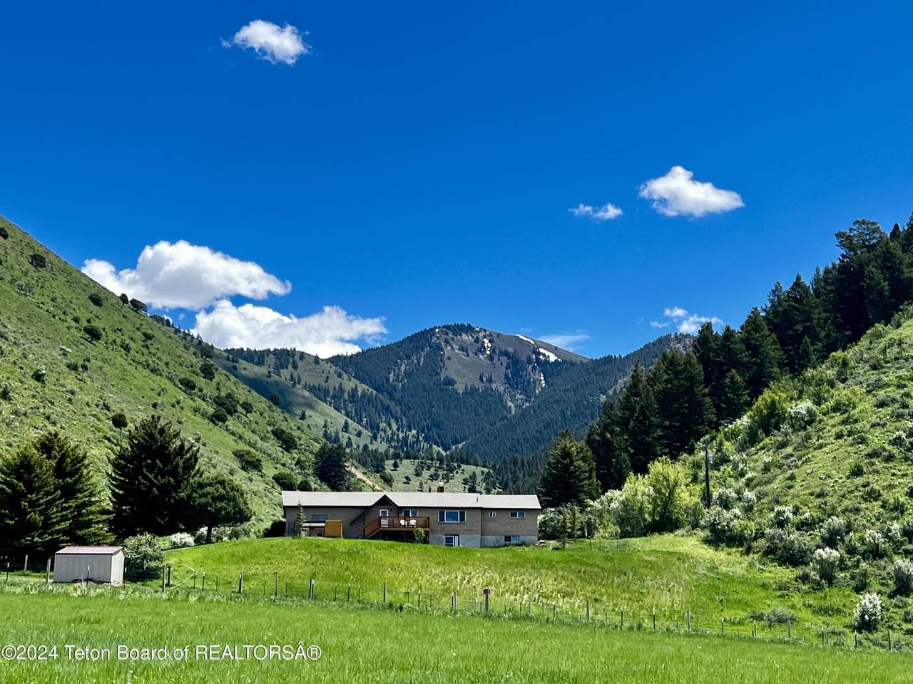 https://bt-photos.global.ssl.fastly.net/teton/1280_boomver_1_25-441-2.jpg
