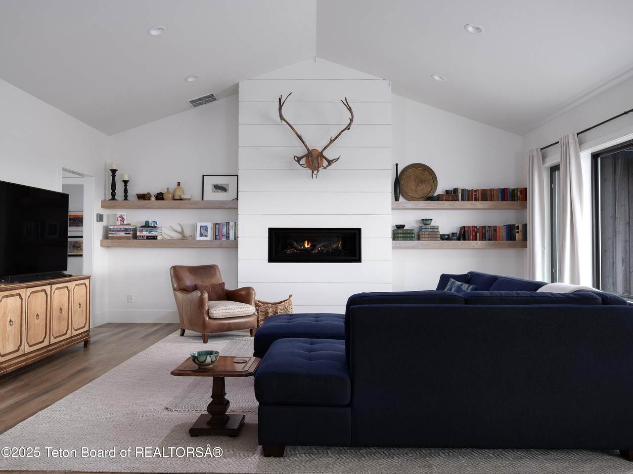 https://bt-photos.global.ssl.fastly.net/teton/1280_boomver_2_25-829-2.jpg