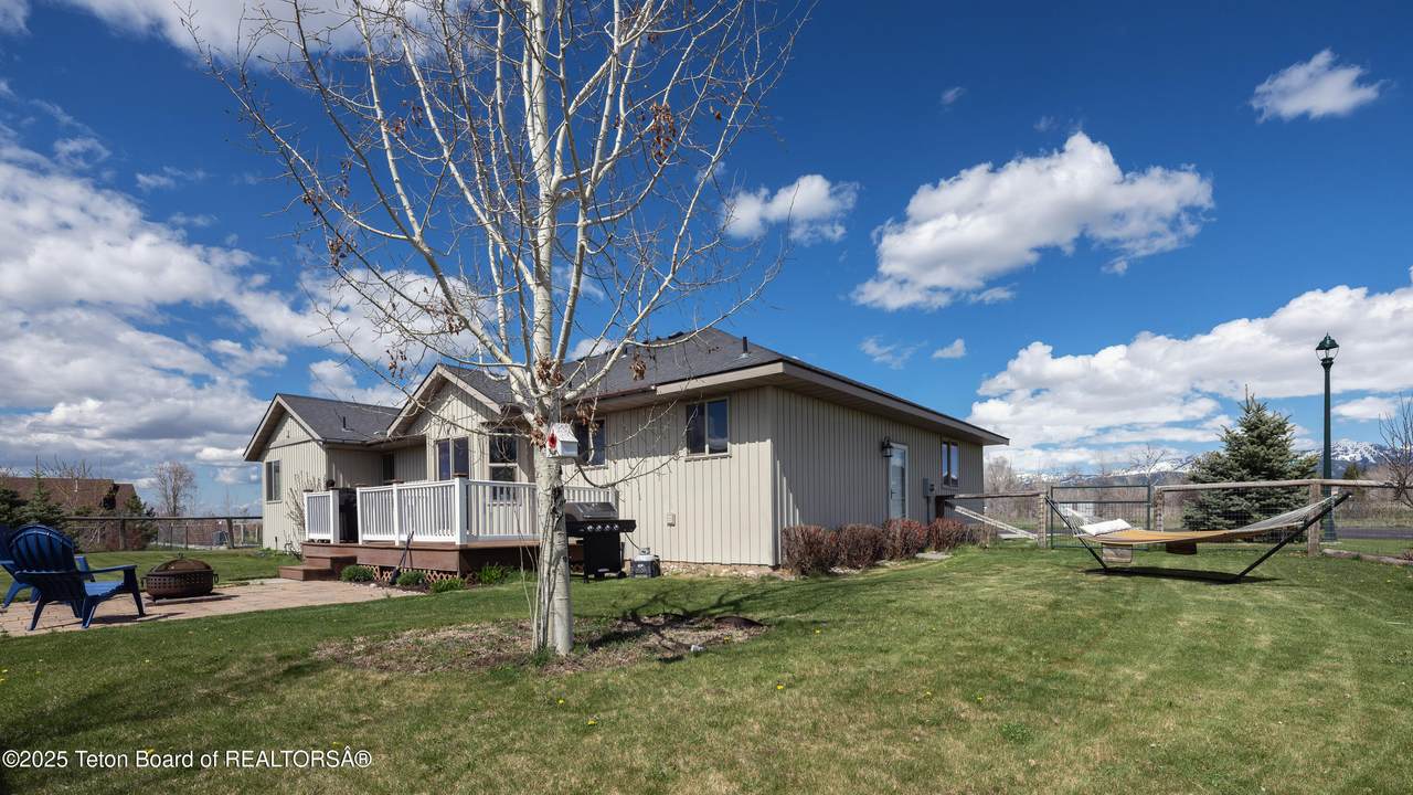 https://bt-photos.global.ssl.fastly.net/teton/1280_boomver_1_25-898-2.jpg