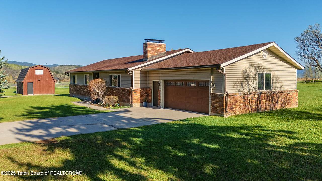 102295 Us Hwy 89 - Photo 1