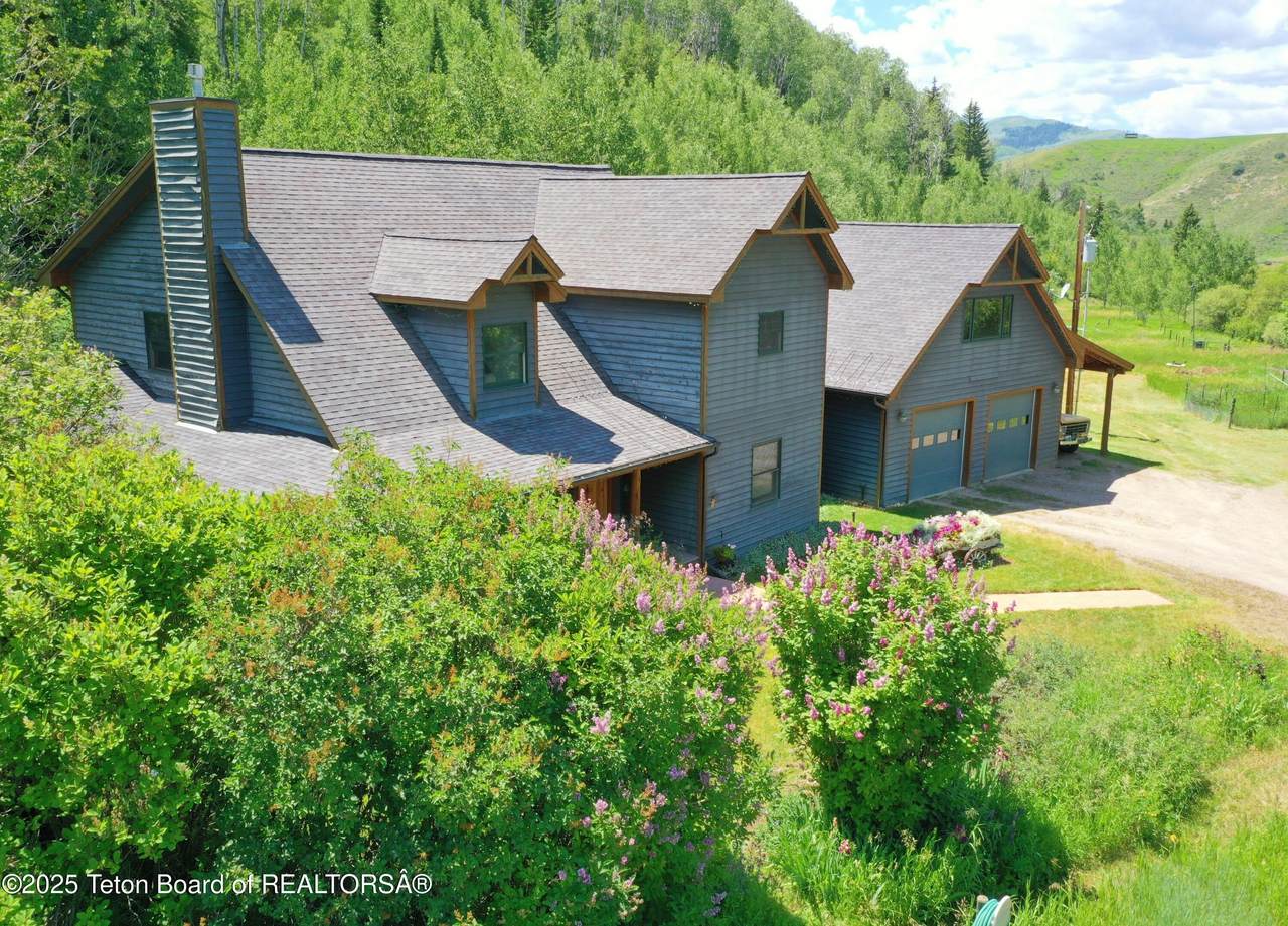 7650 Porcupine Creek Road - Photo 1