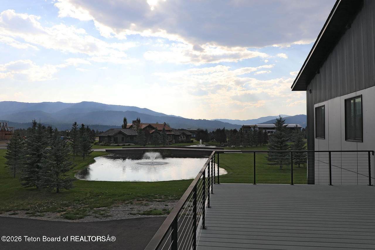 https://bt-photos.global.ssl.fastly.net/teton/1280_boomver_1_26-1009-2.jpg