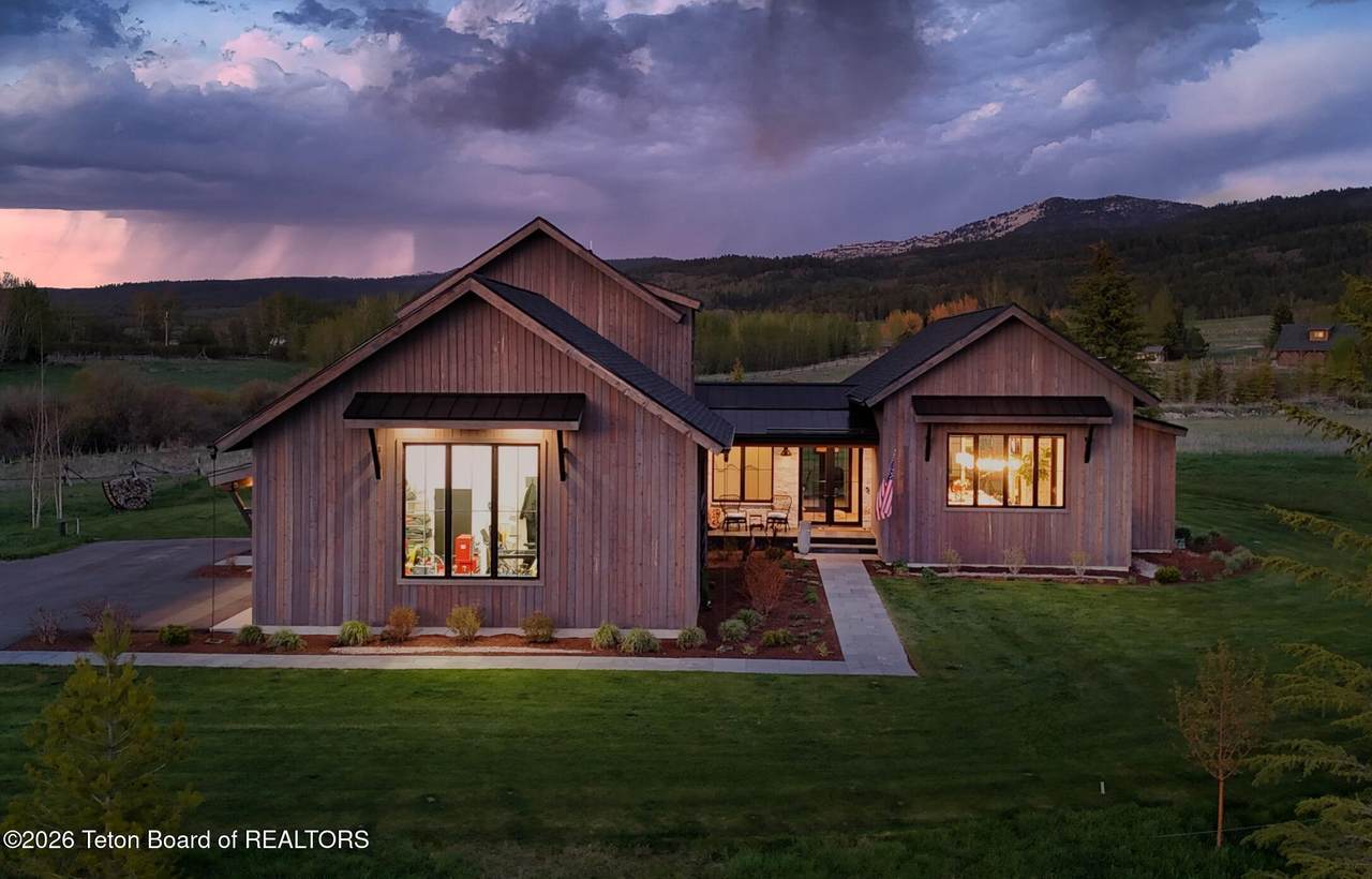 https://bt-photos.global.ssl.fastly.net/teton/1280_boomver_1_26-1099-2.jpg