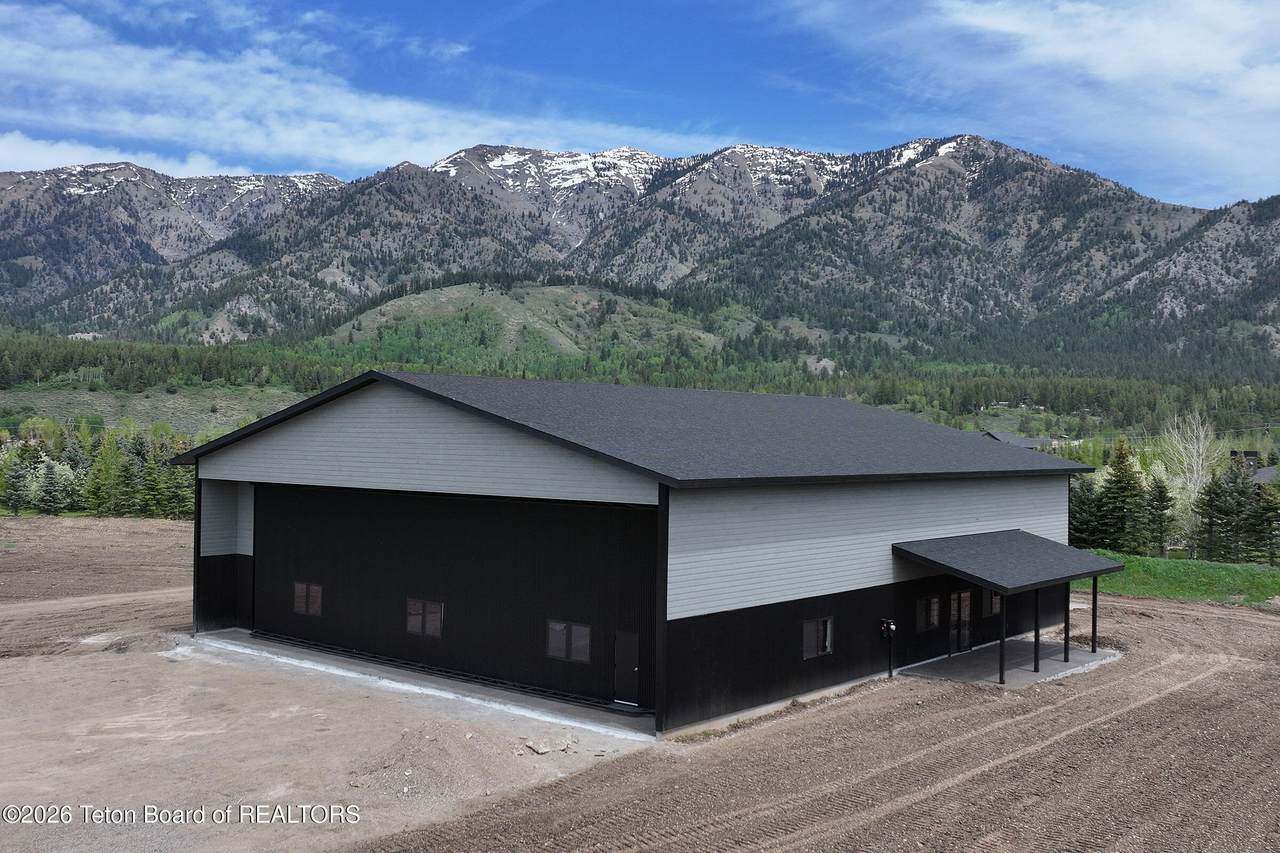 https://bt-photos.global.ssl.fastly.net/teton/1280_boomver_1_26-1167-2.jpg