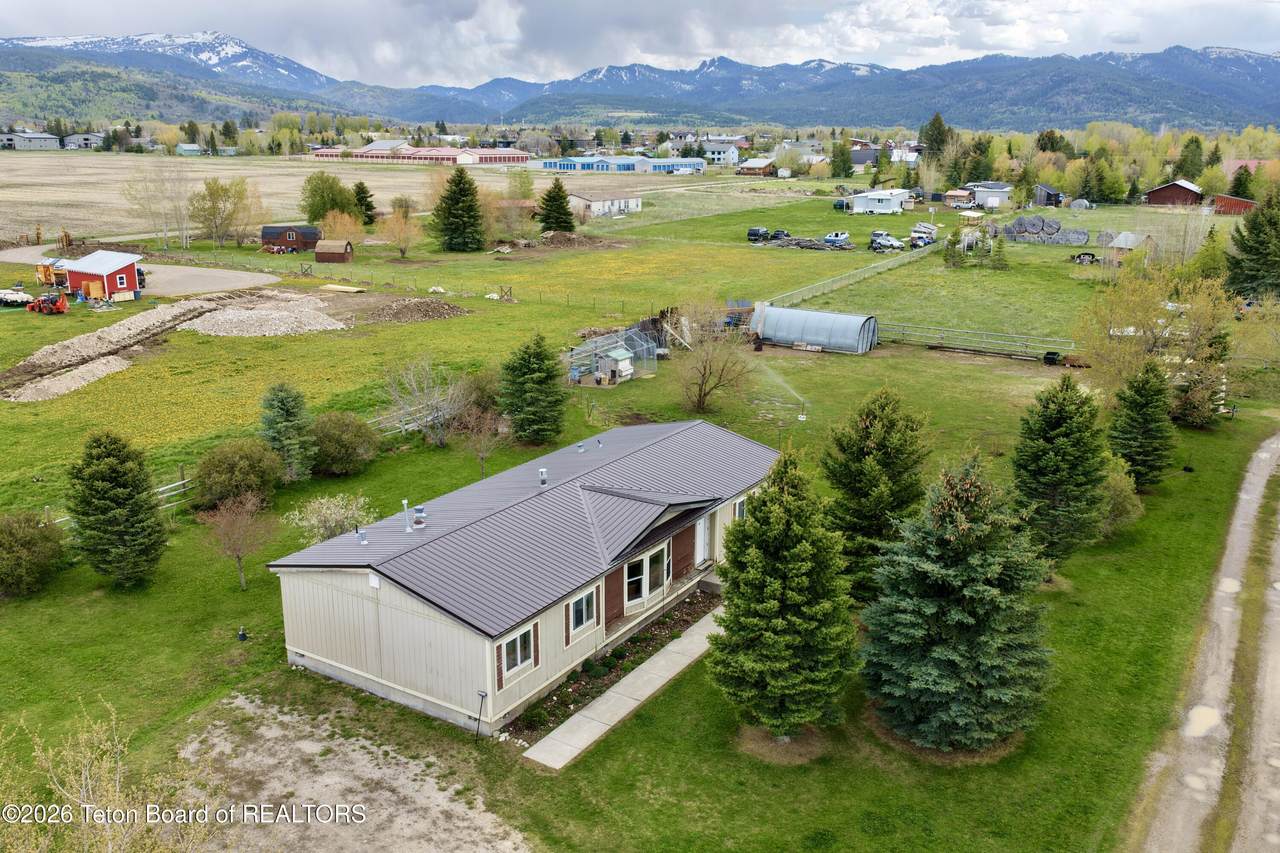 https://bt-photos.global.ssl.fastly.net/teton/1280_boomver_1_26-1168-2.jpg