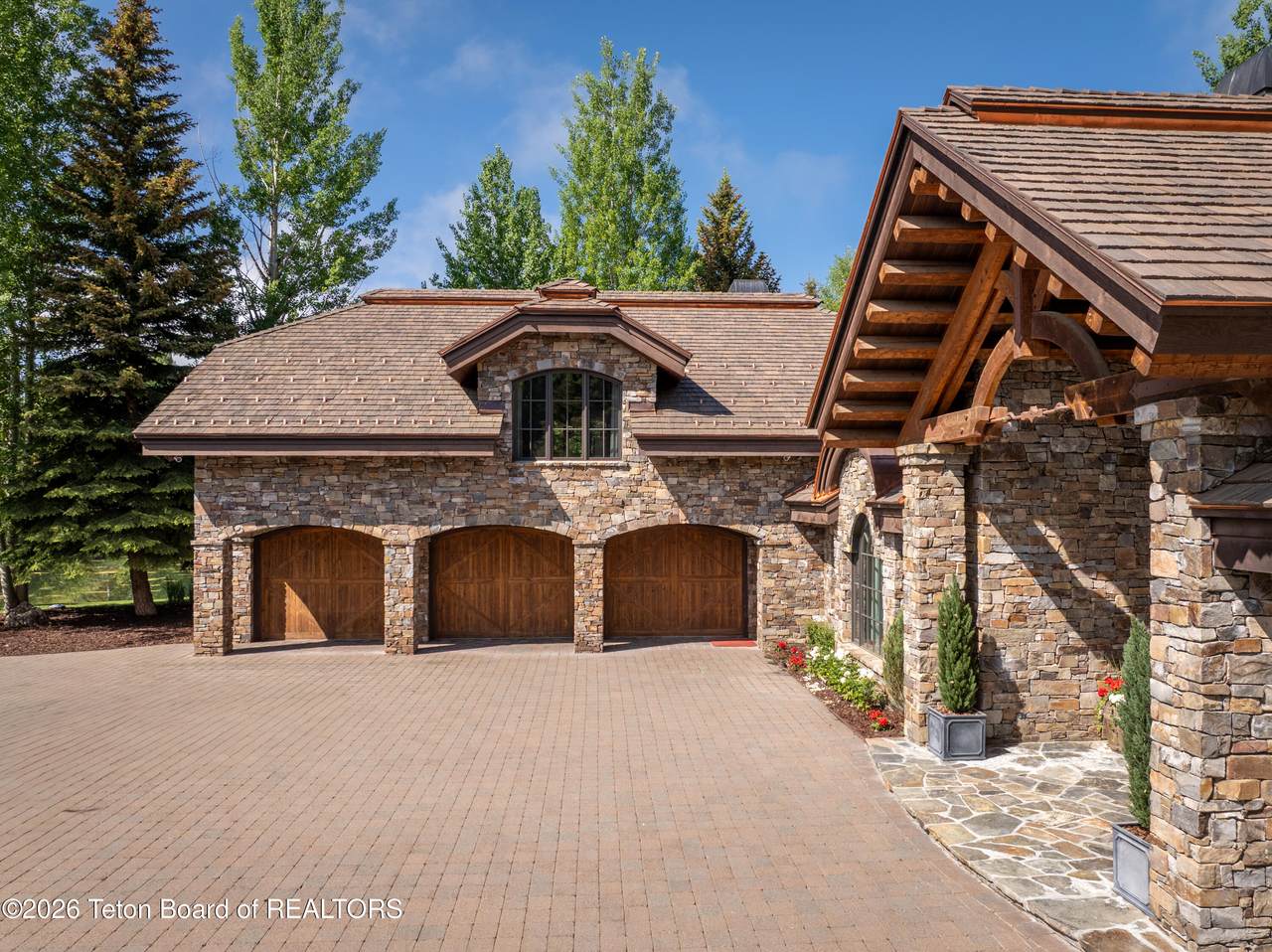 https://bt-photos.global.ssl.fastly.net/teton/1280_boomver_1_26-1171-2.jpg