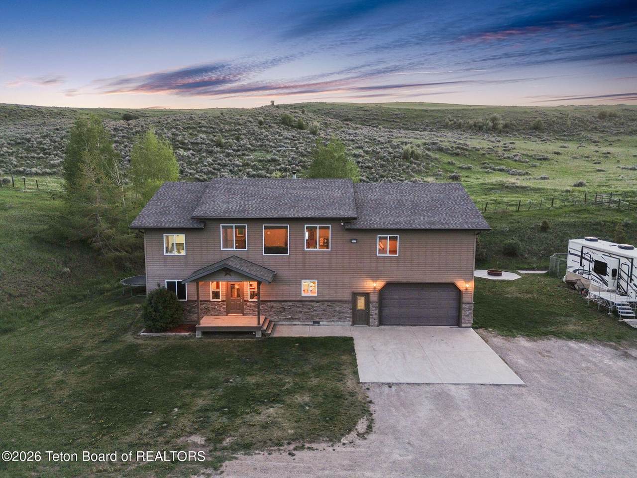 456 Crow Creek Road - Photo 1
