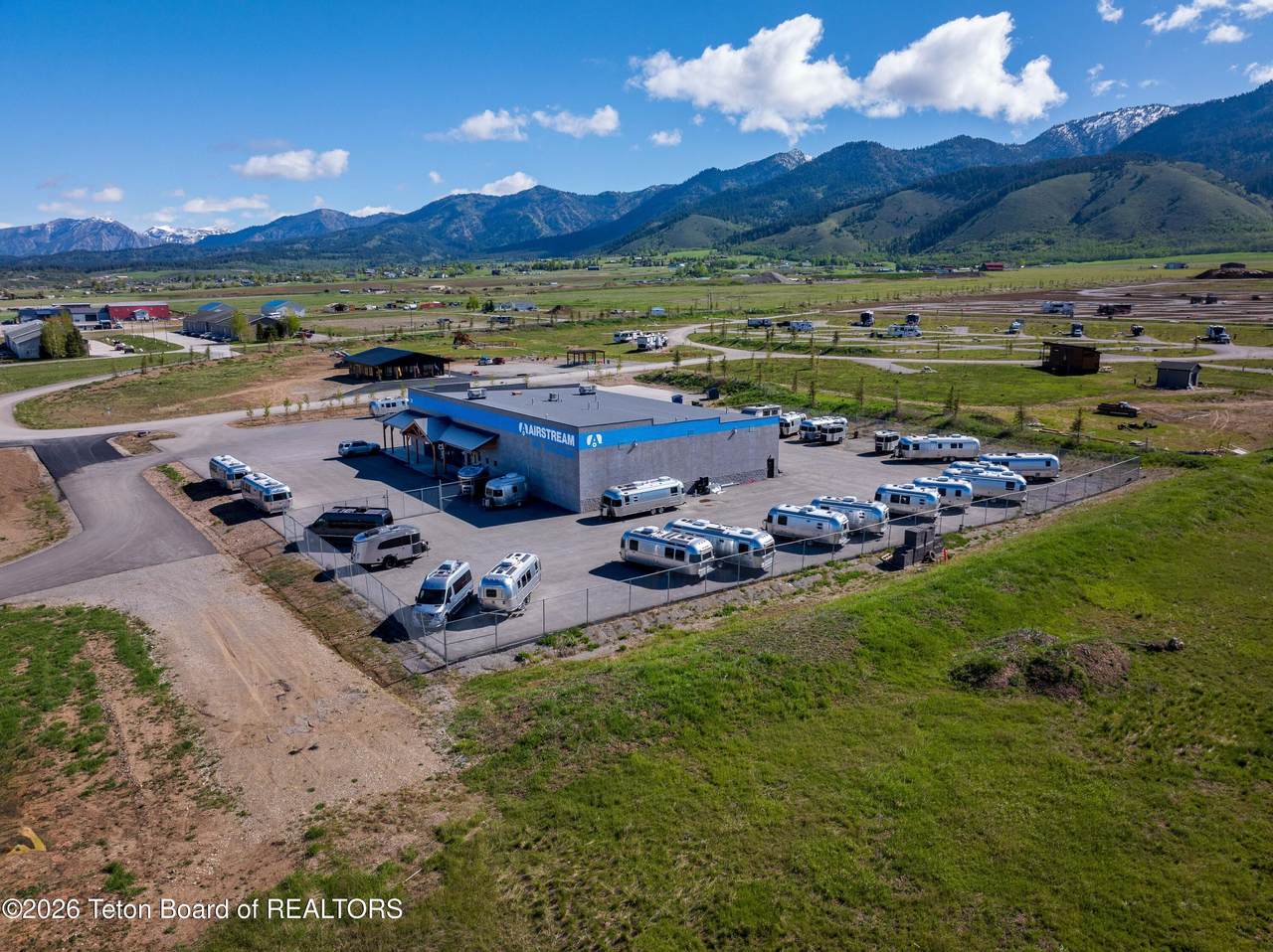 https://bt-photos.global.ssl.fastly.net/teton/1280_boomver_1_26-1190-2.jpg