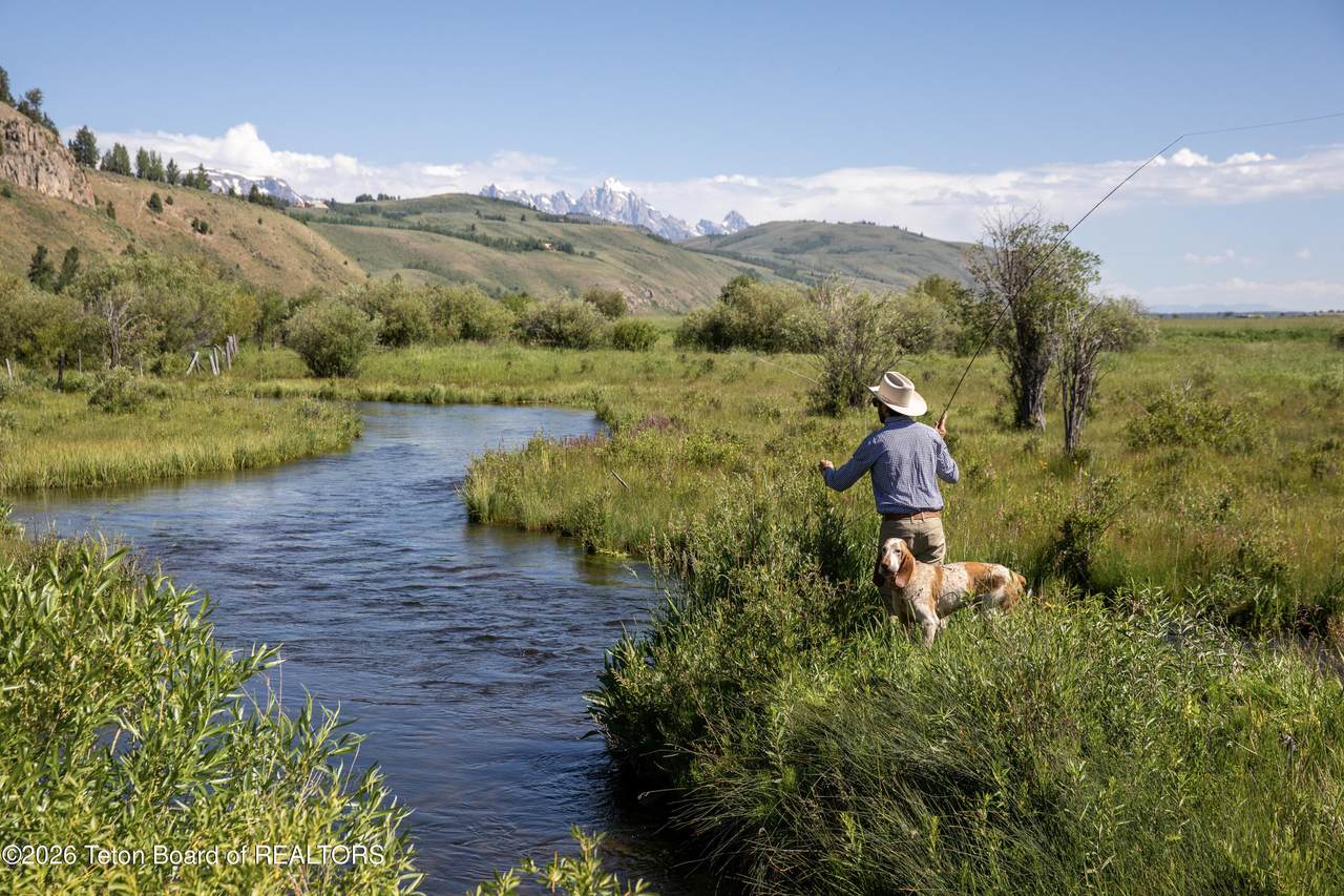 https://bt-photos.global.ssl.fastly.net/teton/1280_boomver_1_26-1193-2.jpg
