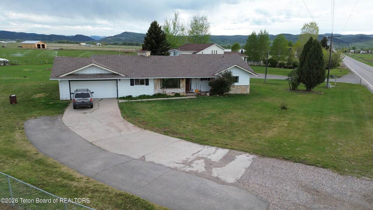 https://bt-photos.global.ssl.fastly.net/teton/1280_boomver_1_26-1216-2.jpg