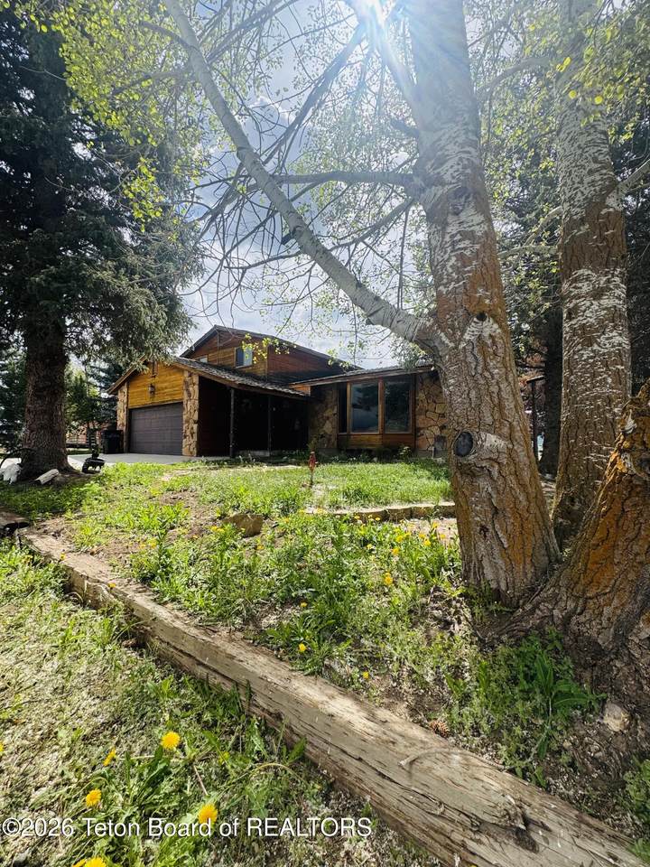 https://bt-photos.global.ssl.fastly.net/teton/1280_boomver_1_26-1234-2.jpg