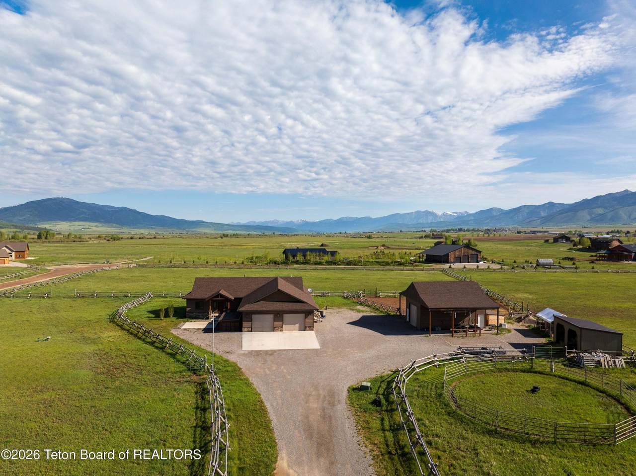 https://bt-photos.global.ssl.fastly.net/teton/1280_boomver_1_26-1263-2.jpg