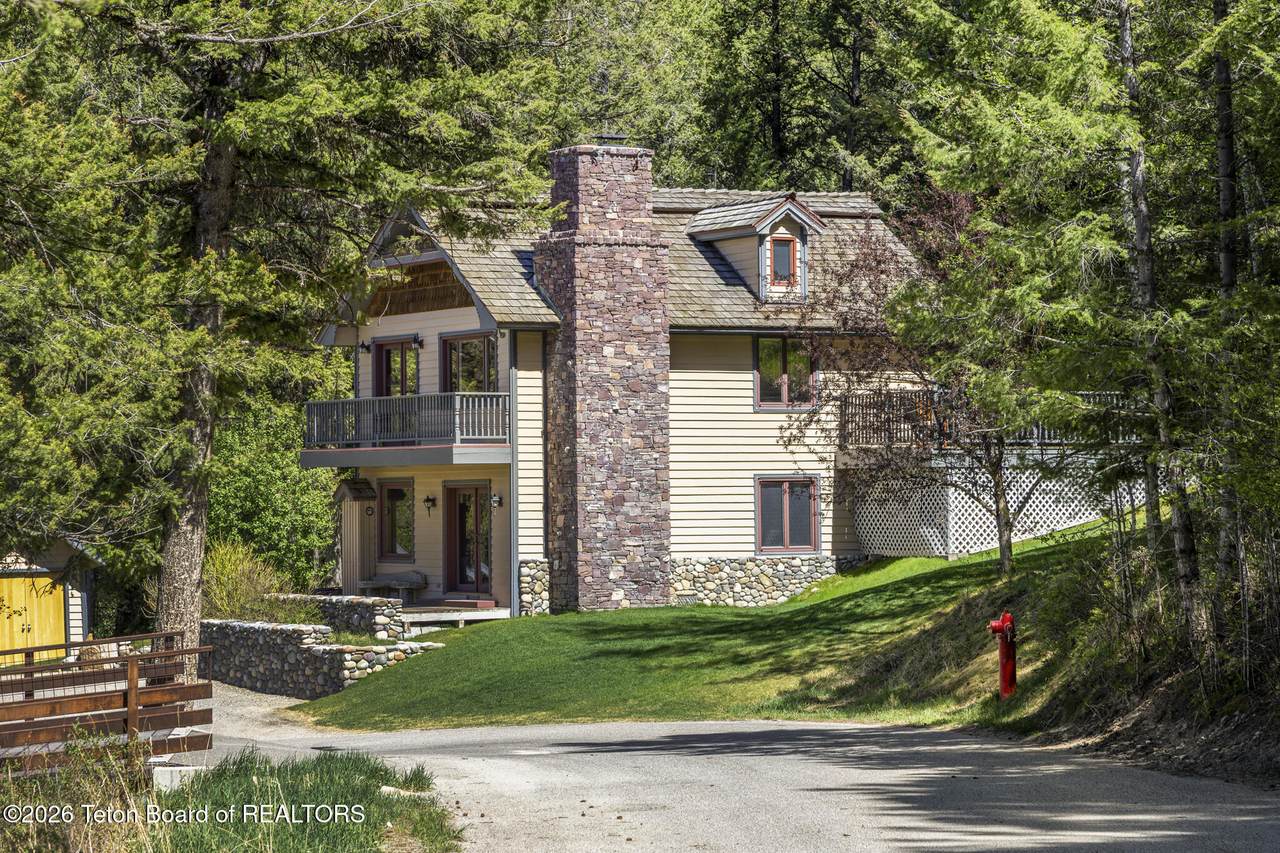 930 Snow King Drive - Photo 1