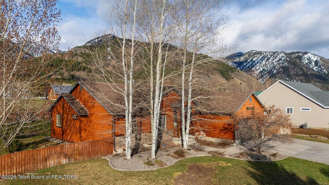 293 Alta Drive - Photo 1